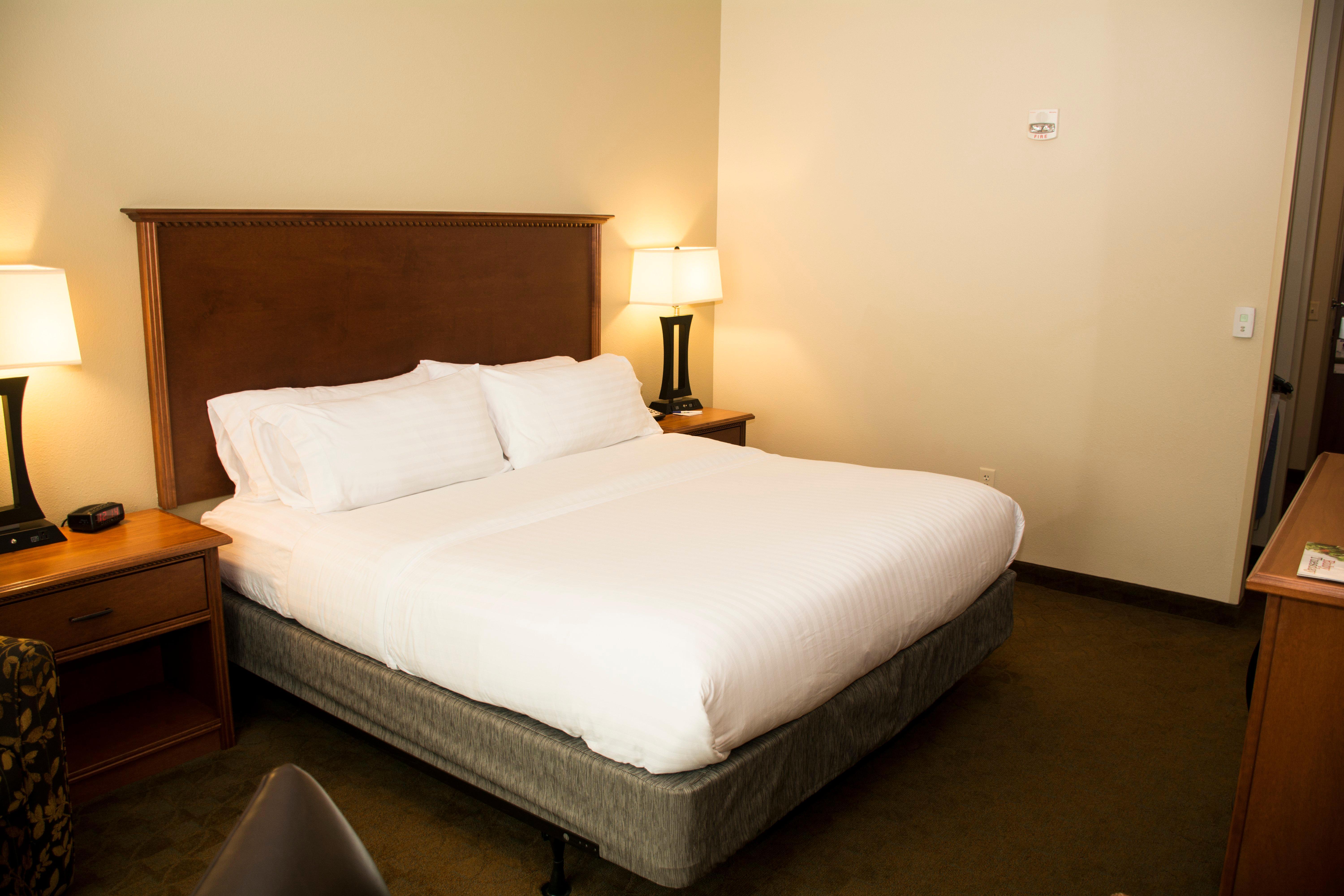 Holiday Inn Express & Suites - Mason City By Ihg Ngoại thất bức ảnh