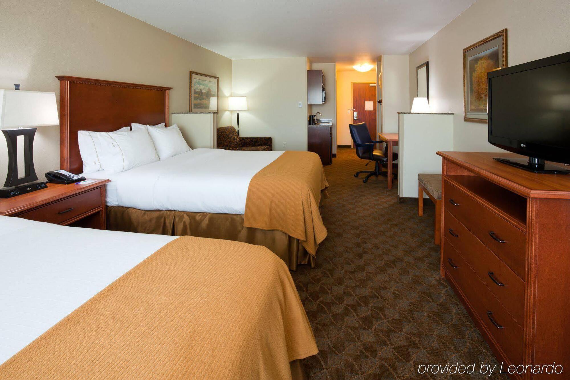 Holiday Inn Express & Suites - Mason City By Ihg Ngoại thất bức ảnh